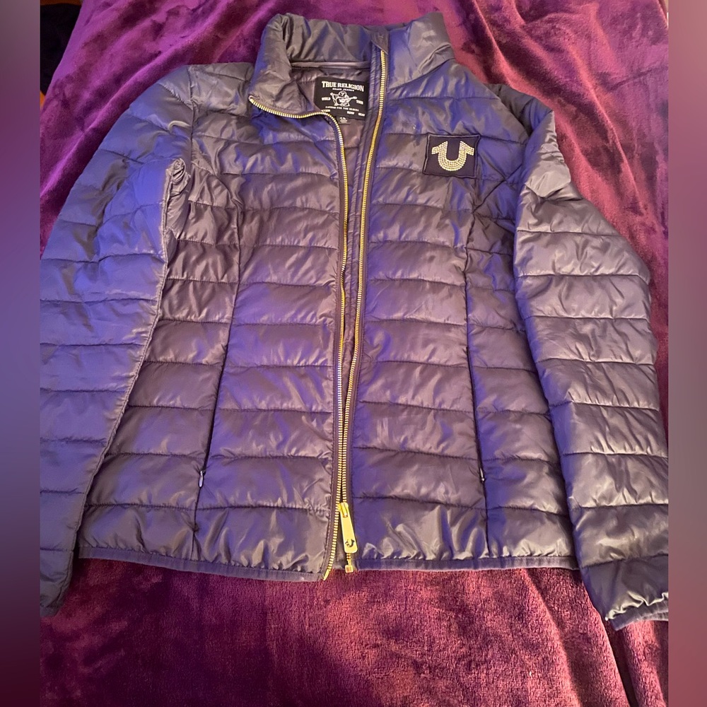 True Religion puffer jacket- size large in women’s, black and gold